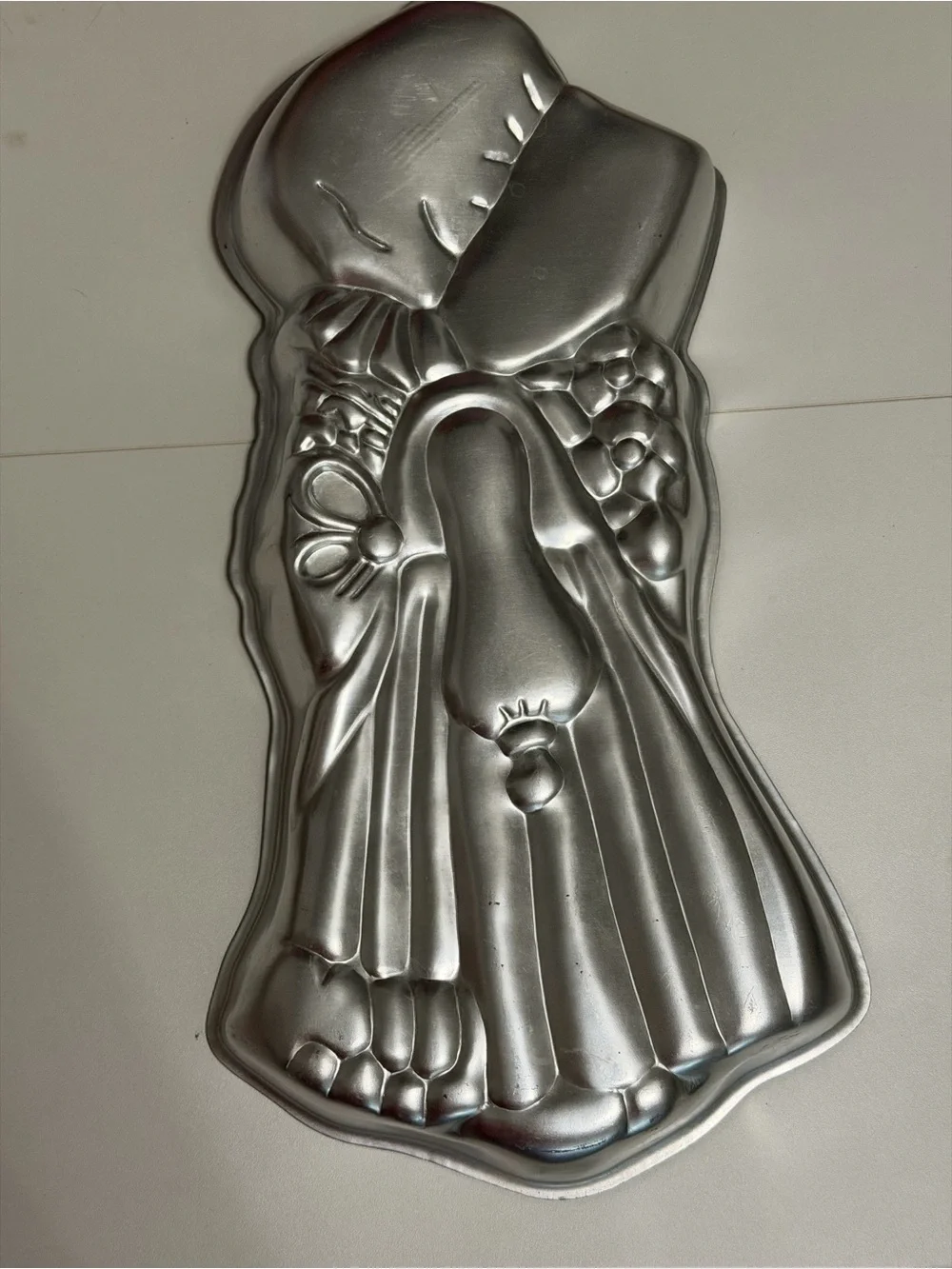Vintage 1975 Holly Hobbie Wilton Aluminum Cake Pan -